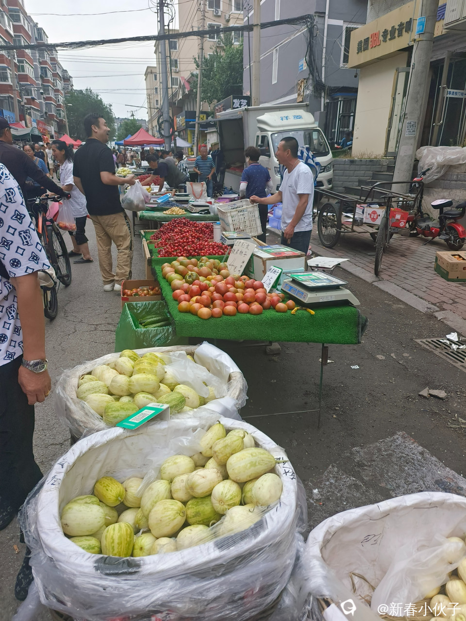 当地的白瓜和大连的樱桃