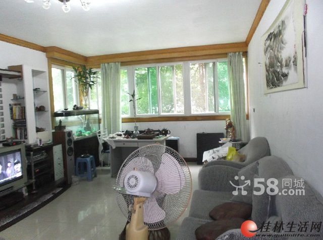 ���޻�԰ �³������������� ��5 Ψһ 102ƽ�� �ƽ�һ¥