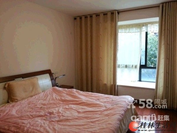 s����˫˰��������̩ �����³� ����װ�� 3��2�� ����7¥136��