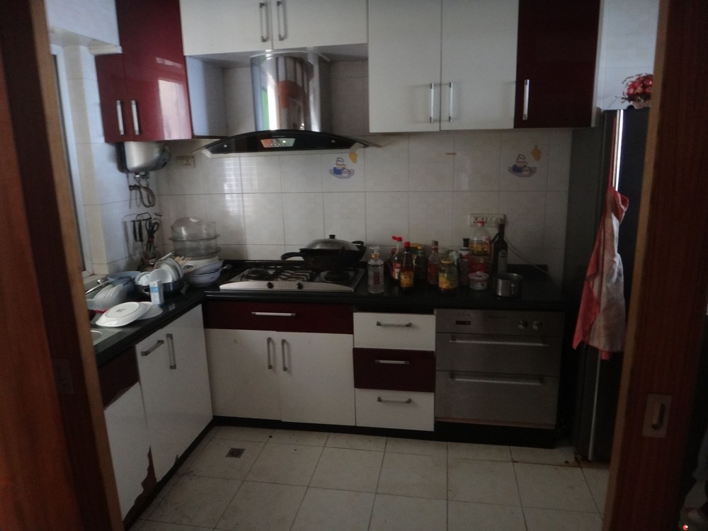 R �����⡿��¡��ҵ�㳡 ��װ3�� �����ס�ͼ۳���3000/��