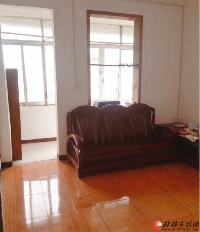 ʮ�ֽ���Ⱥ·С�� 1��1��1��1100��5¥50ƽ�׿ɰ칫