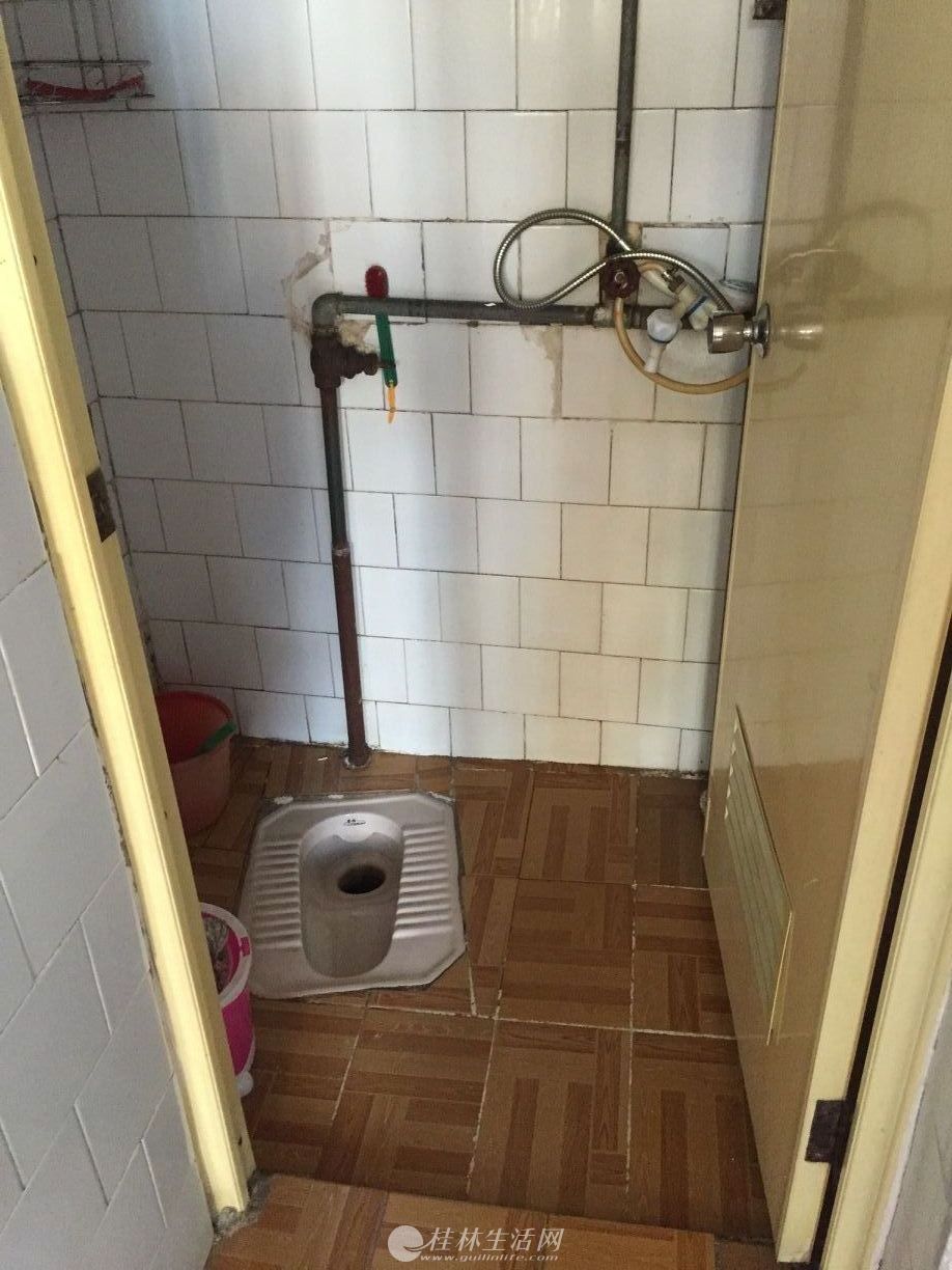 �Ÿ���С��6¥2��1��60ƽ����