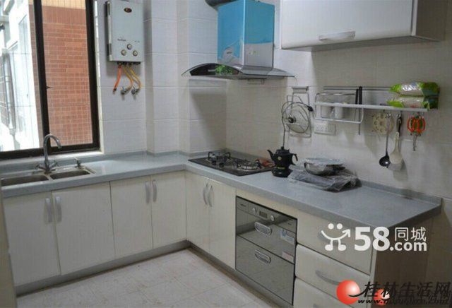 T��Ҥ�Ҹ��� 3��2��133ƽ�� ��װ�� Ѻ����һ 2000ÿ��