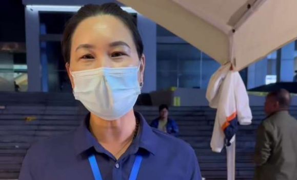 &ldquo;一天就把四天的备货全部售空了&rdquo;外地商家被桂林&ldquo;粉超&rdquo;的火爆程度震撼到，激动喊话：明年继续参加！