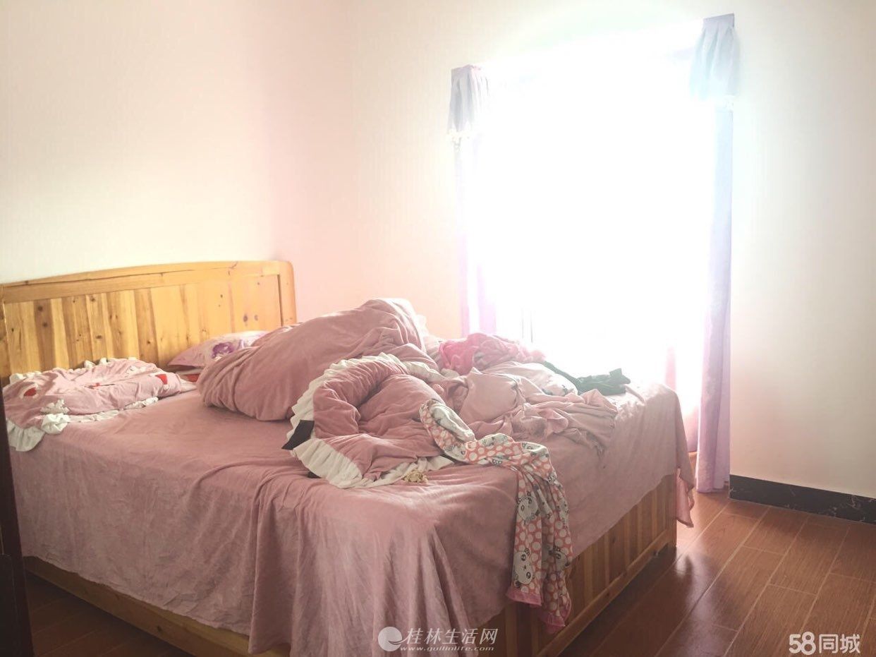 �ź���Уҫ����ԣ����9¥82ƽ��69���׸�20����װ��