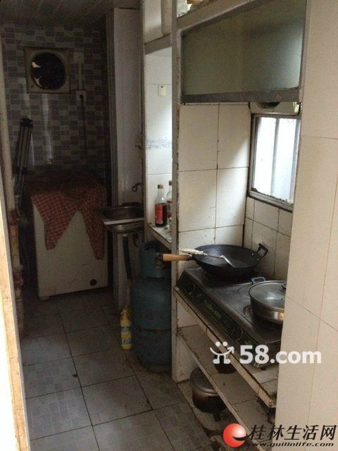 ��ɽ��԰�� 2�� 2¥ 73�O+80�O����¶̨ 40��