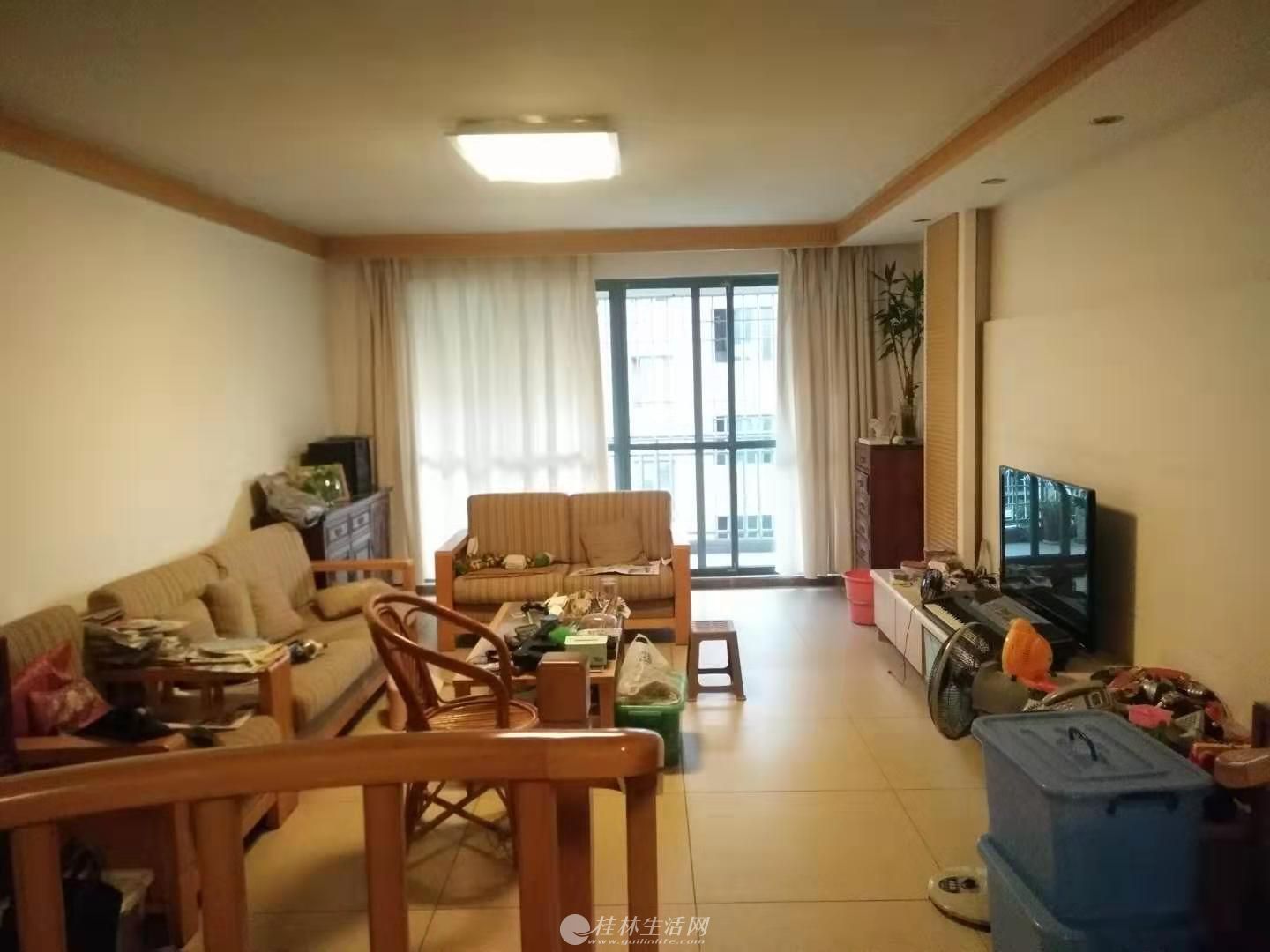 ��ɽ �������ͳ� �콭�� ԰��԰ 4��2��2��157ƽ130�����ס