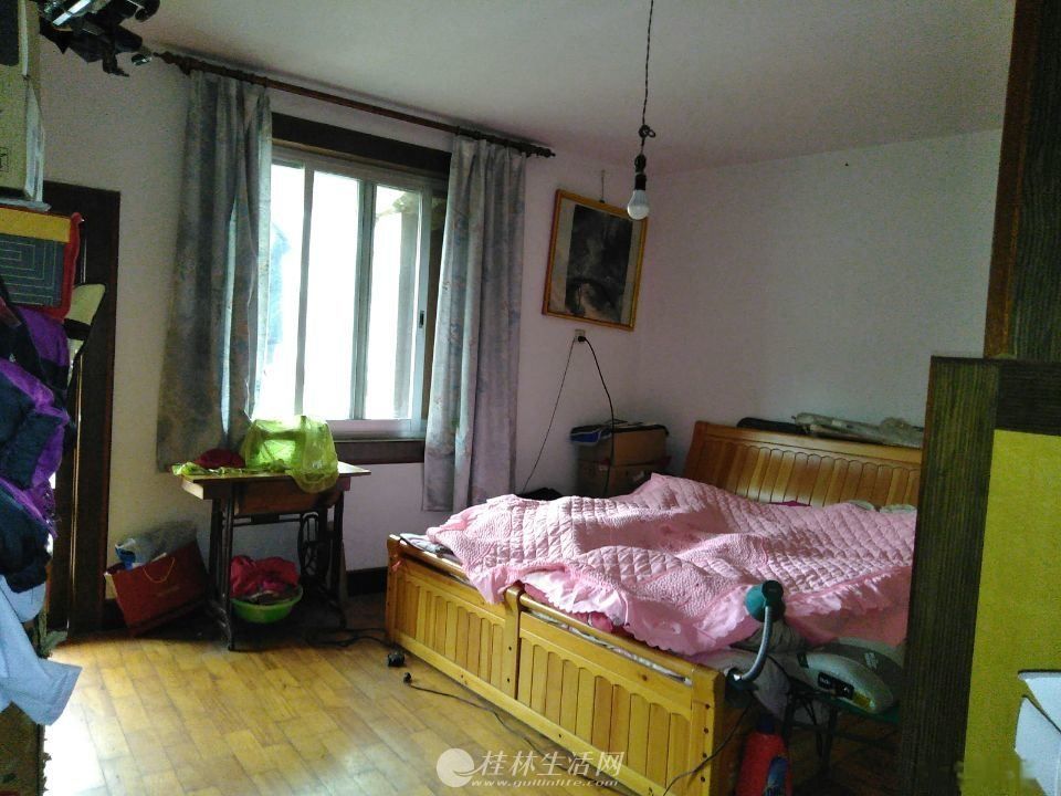 ��Ⱥѧ�� ����·β 121ƽ 86�� 3��1��1�� ��ͨװ��