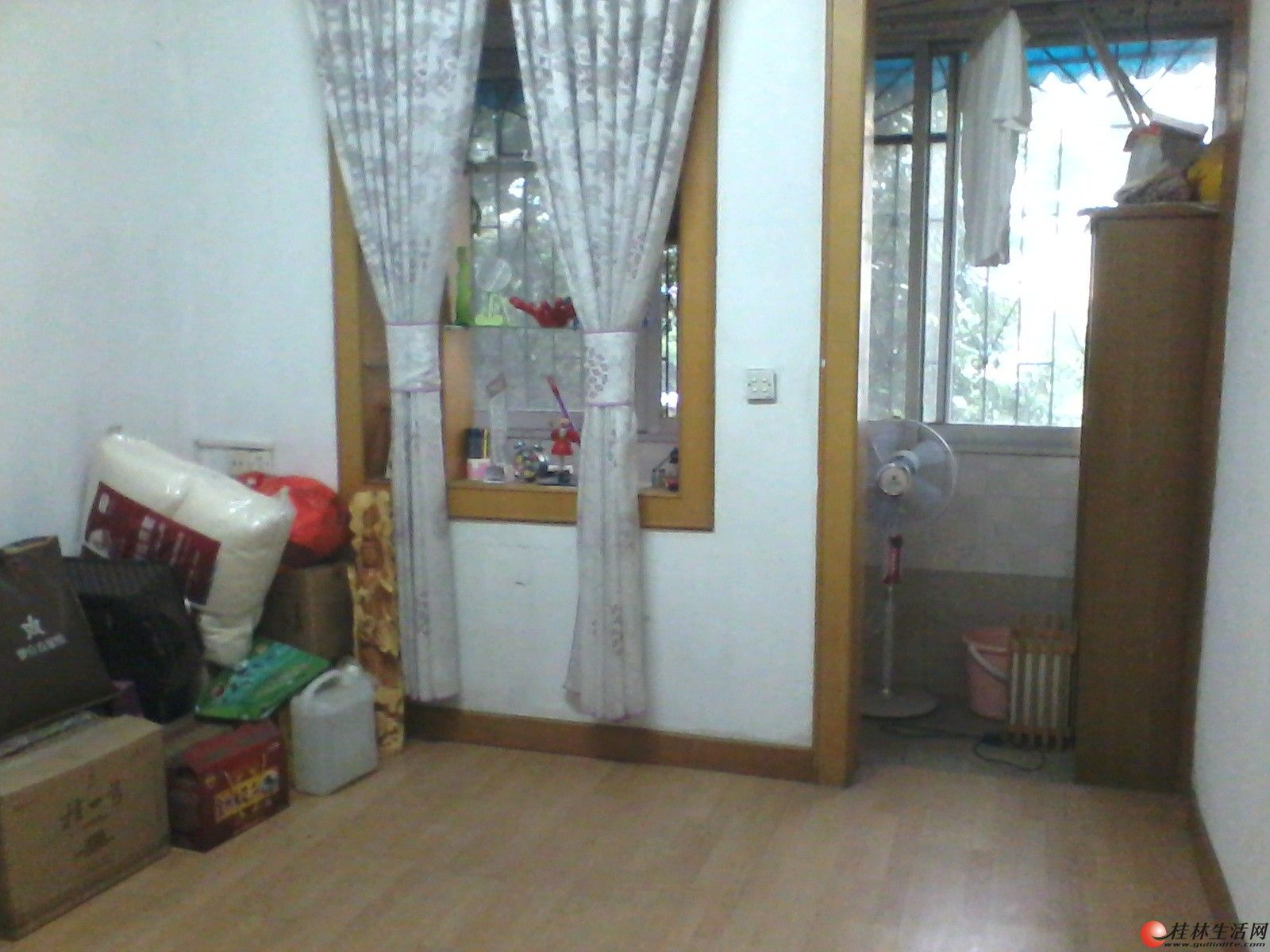 �����������н�ʦ���� 2��1�� 65�O 30�� 2¥ ��װ