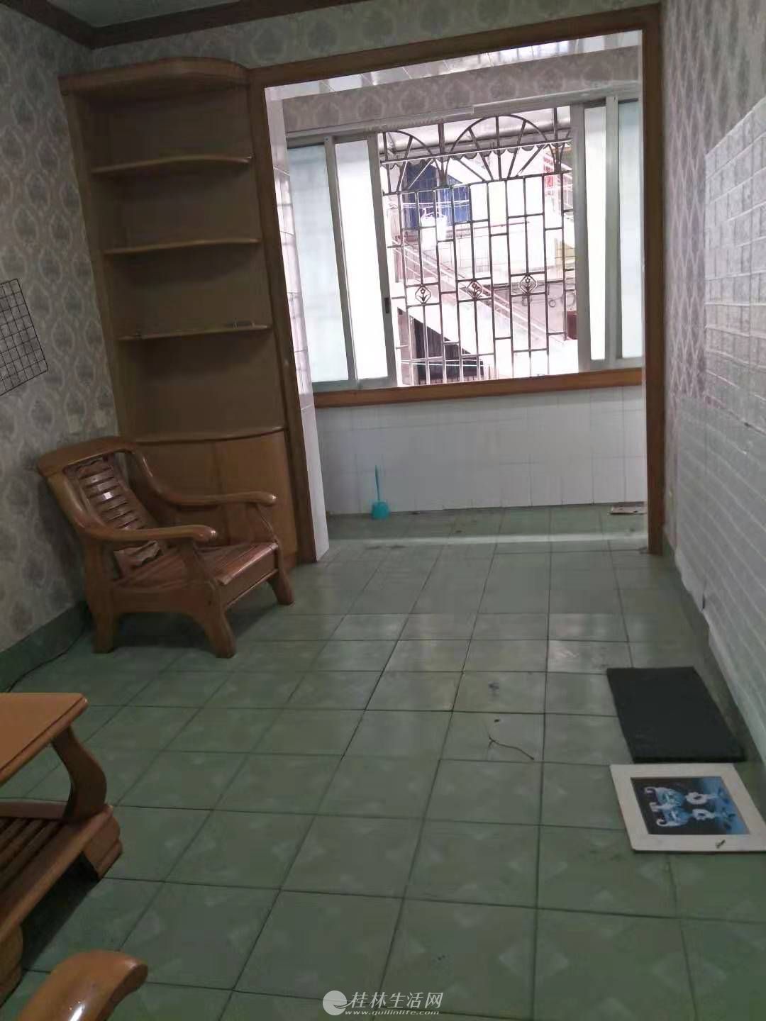 ���������·����ѧ���ƽ�2¥2 ��