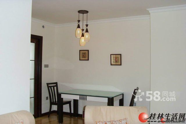 ������꡶�˽��ϳǡ�2��2�� 90ƽ�� ��װ��