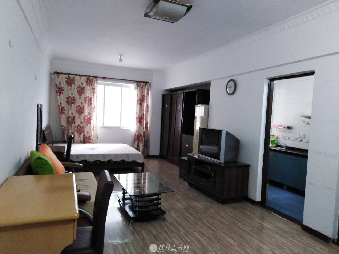  ������� �������ù��ְٻ���¥���棬����5¥�󵥼����׿���1��1����װ��1600Ԫ��