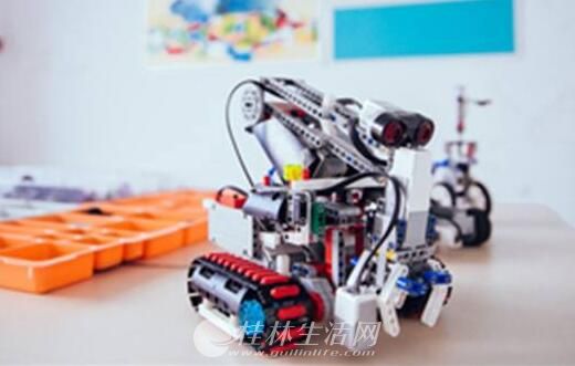 ���������˼��˷Ѷ���Ǯ���ܲ���