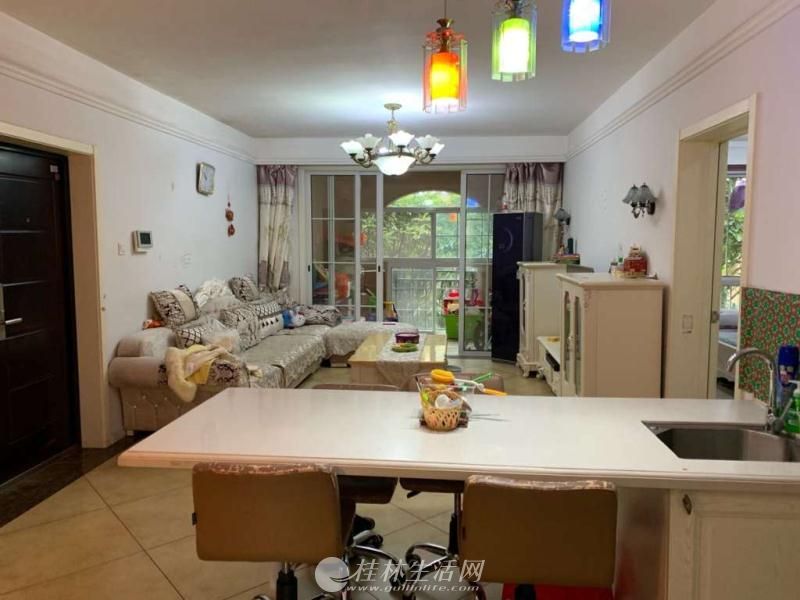 ���� ����������ʥ�� 3��2����װ����20ƽ¶̨125��