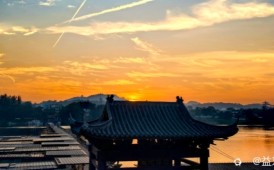 暮夏赣州贡江晓眺