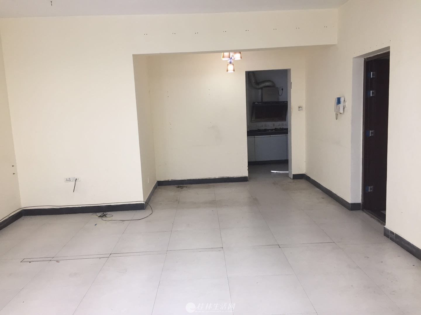 �ź�Сѧ������ ����·����·�������� С���Ѿ���ҵ �仧��ѡ