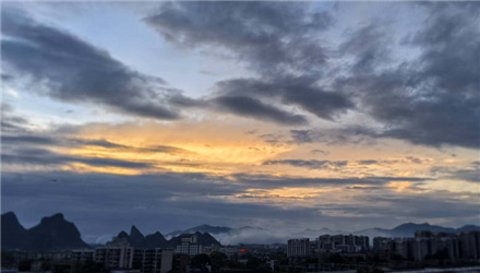 山城向晚（手机片）