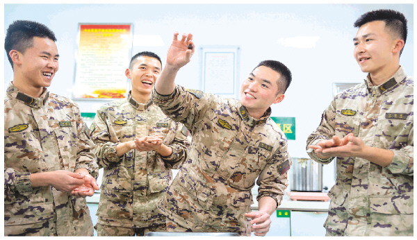 武警桂林支队举办暖心活动庆元宵佳节