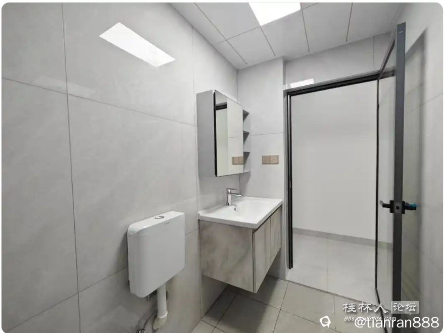 截图202510282023142534.png