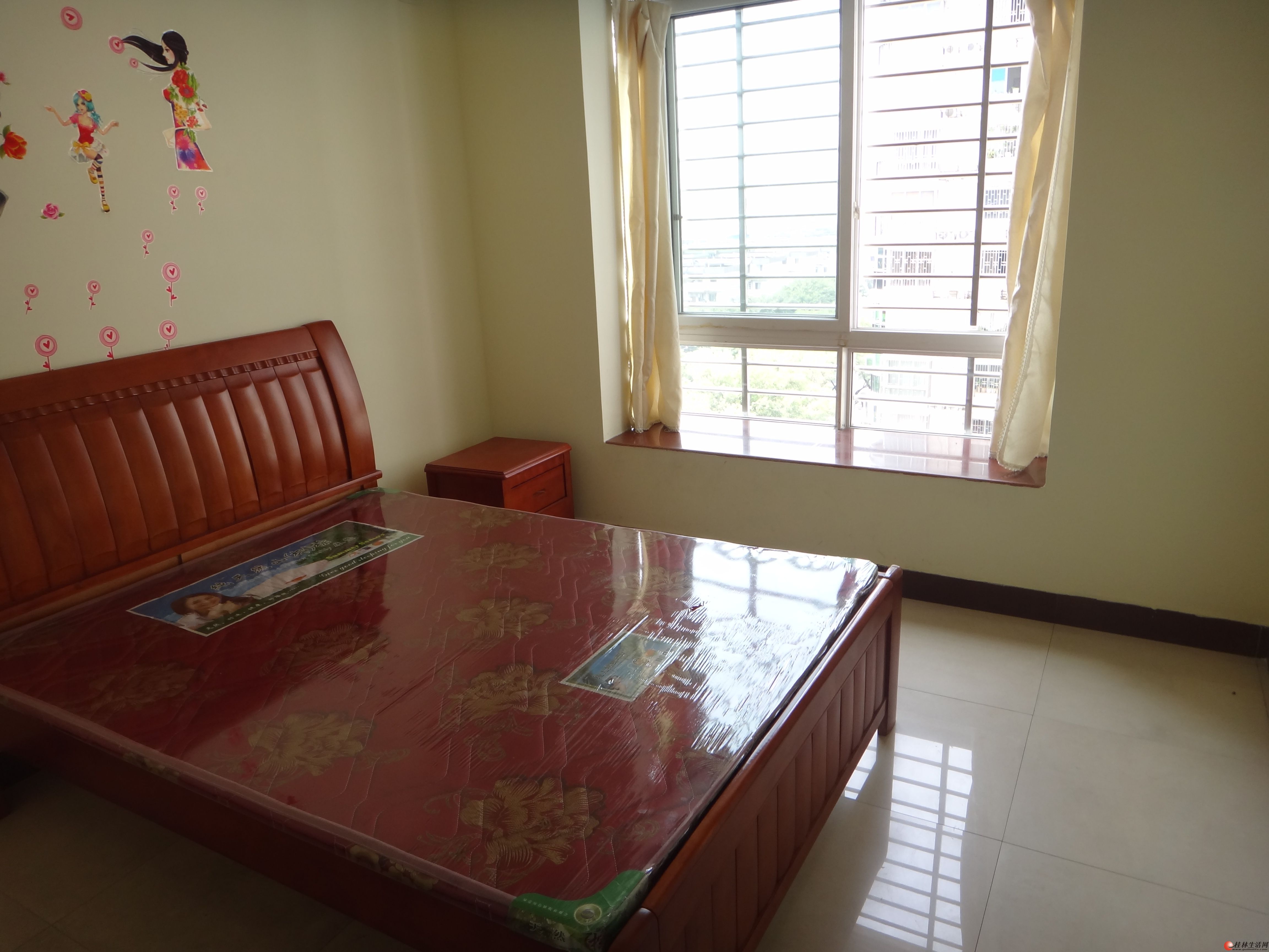 �㽭������� ��Թ㳡 4��2�� 132ƽ�� 2900Ԫ �Ҿ���ȫ �����ס