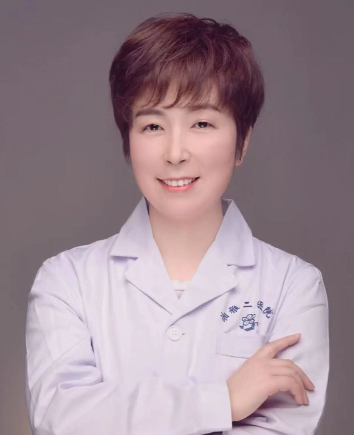 张静2.jpg