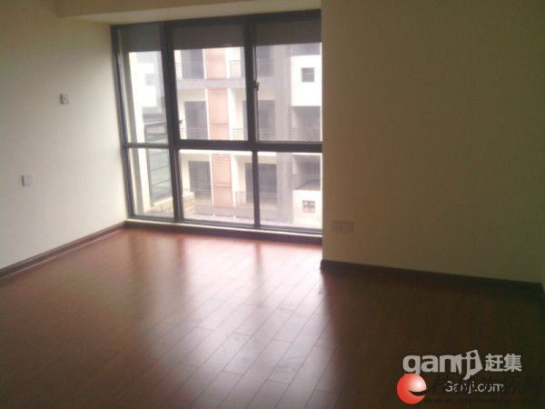 L�������ͳǰ���԰4�� ����װ�� �����ҵ ����2800/��