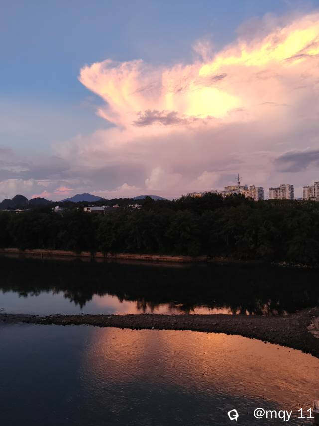 819da51f-00ce-16f8-43b2-959f461f3abf.jpg