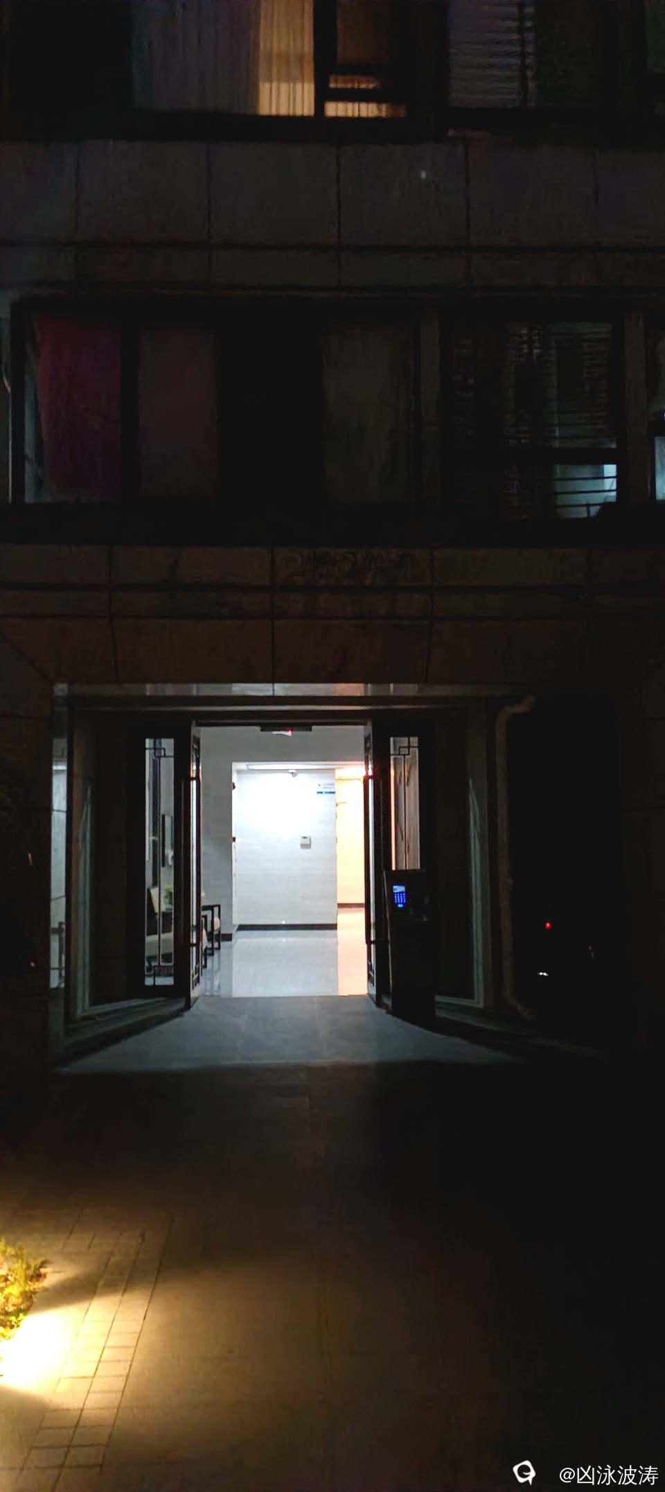 7bc23dec-3297-dd55-85fe-2a0d88a2563f.jpg
