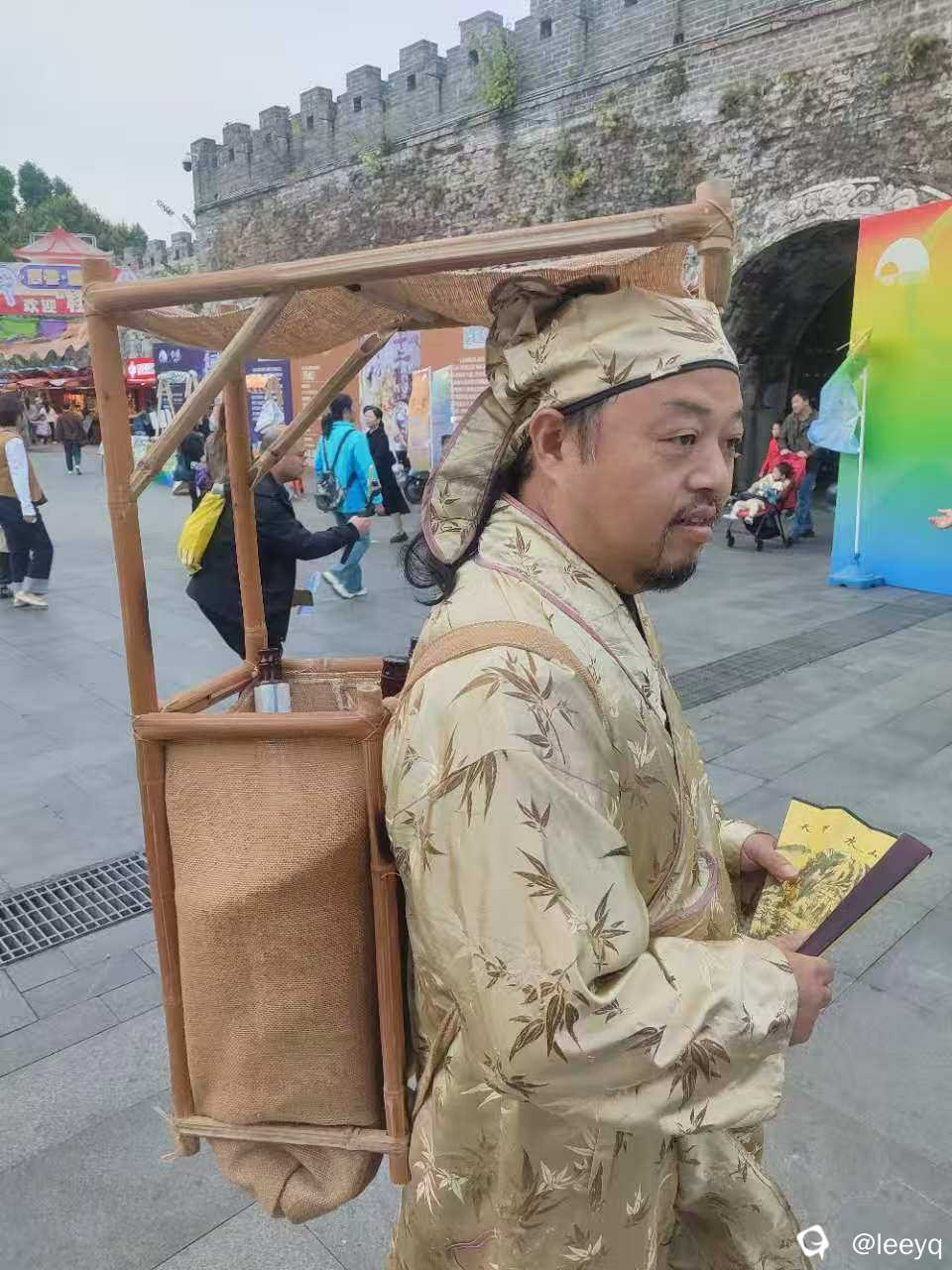 微信图片_20251026190311_498_267.jpg