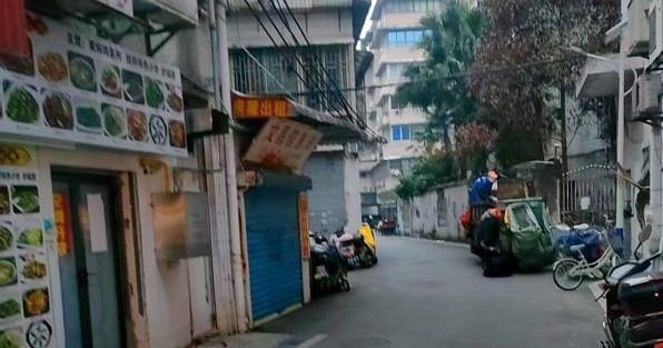 回望离别了60多年的出生地