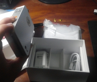 ת��ȫ��LG�ڴ���Ƭ��ӡ�� PD233 POCKET PHOTO������