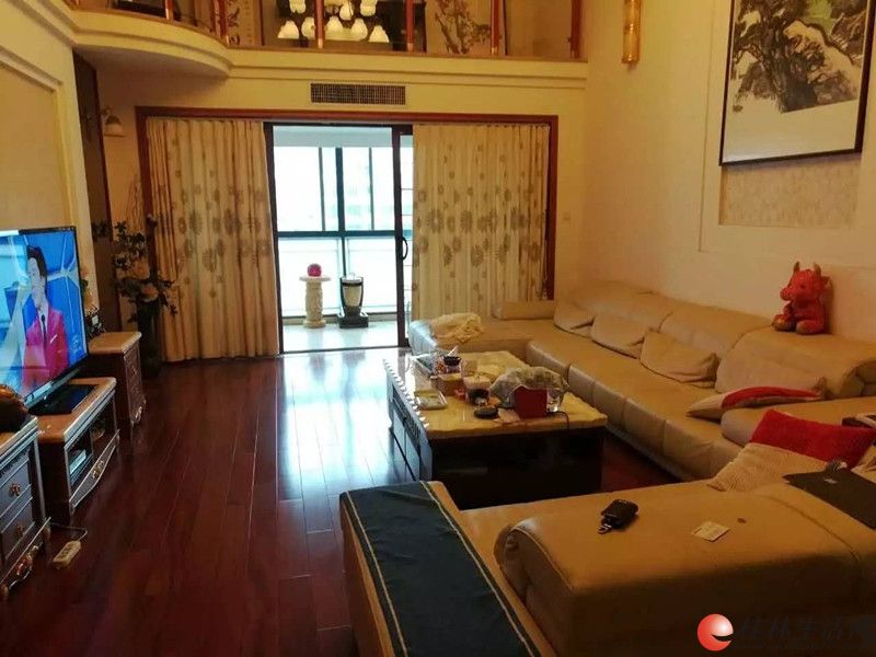 ���黨԰���κ����ʺ�װ��¥��ʽ��¶̨��λ 350ƽ�׽���270��