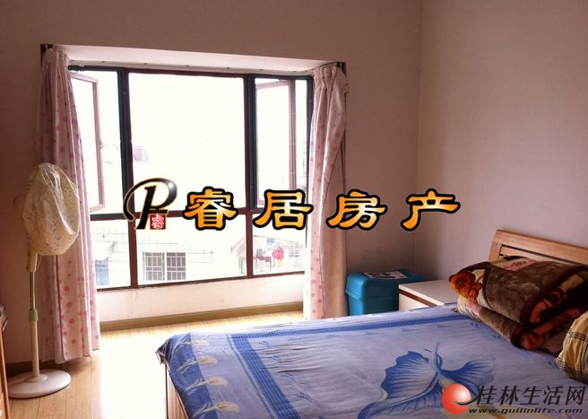 T ��������������Ʒ���� 3���ɸ�4�� ˫��̨ ��12�O�뻧��԰ 82��