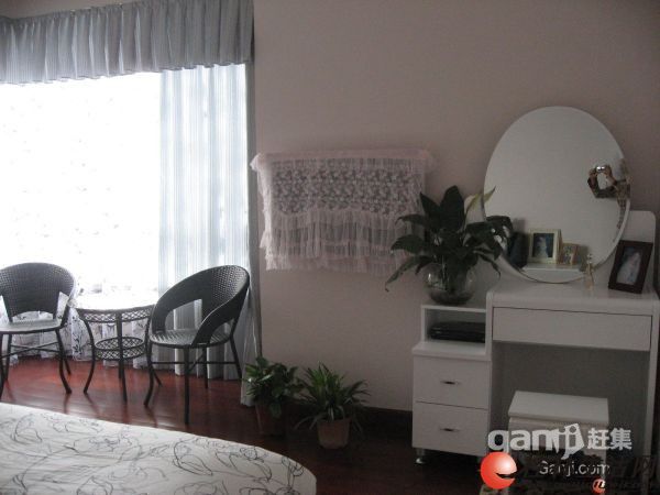L���������·������ԷС������װ3�������ס��