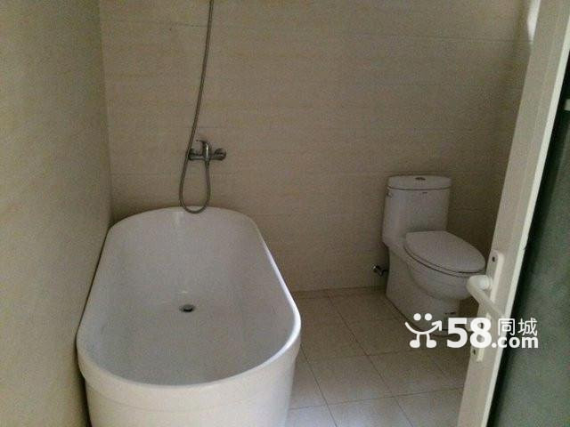 EE ��̩.����ʥ�� 230ƽ ��װ�� �Ҿ߼ҵ���ȫ ���ڽ�5600/�£�����