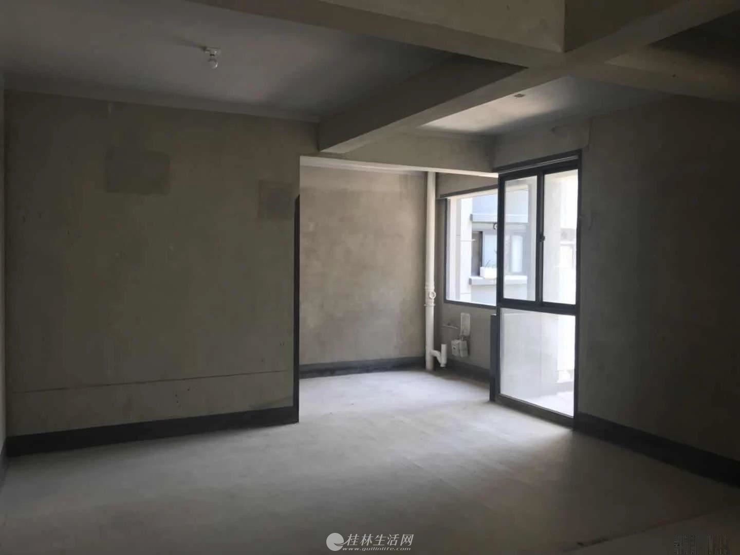 T�ź�Сѧ ����· ��̩����С�� ��������
