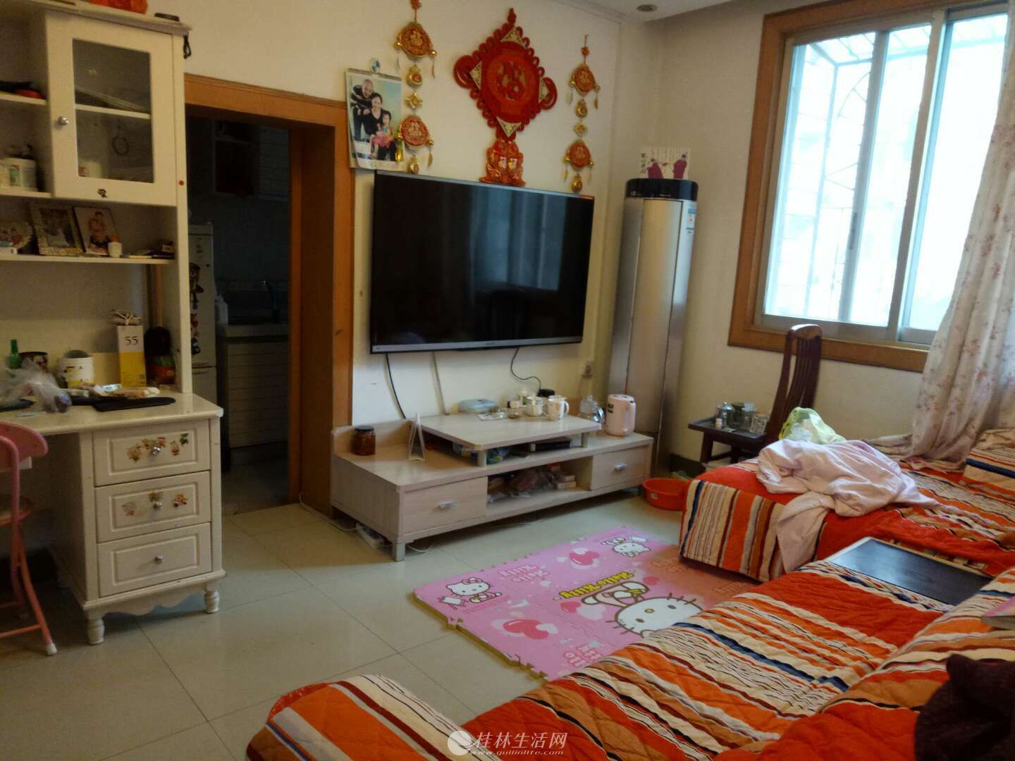 �ź�ѧ�����ƽ�2¥���ͷ����ϱ�ͨ͸����ɹ���з�����ͣ��λ