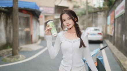 老巷、晚风和一杯刚买的奶茶