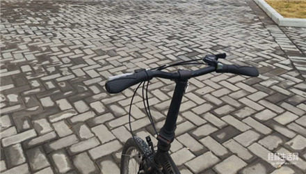 煙雨凄迷的天氣就近隨便騎一騎