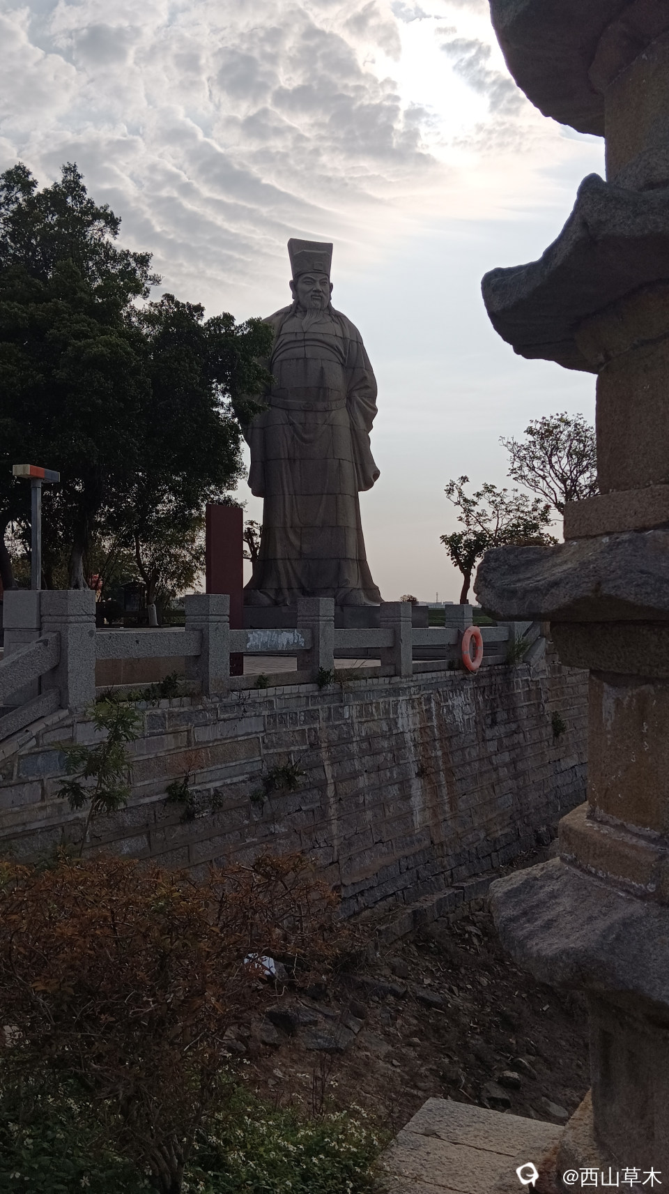 泉州知州蔡襄主石像