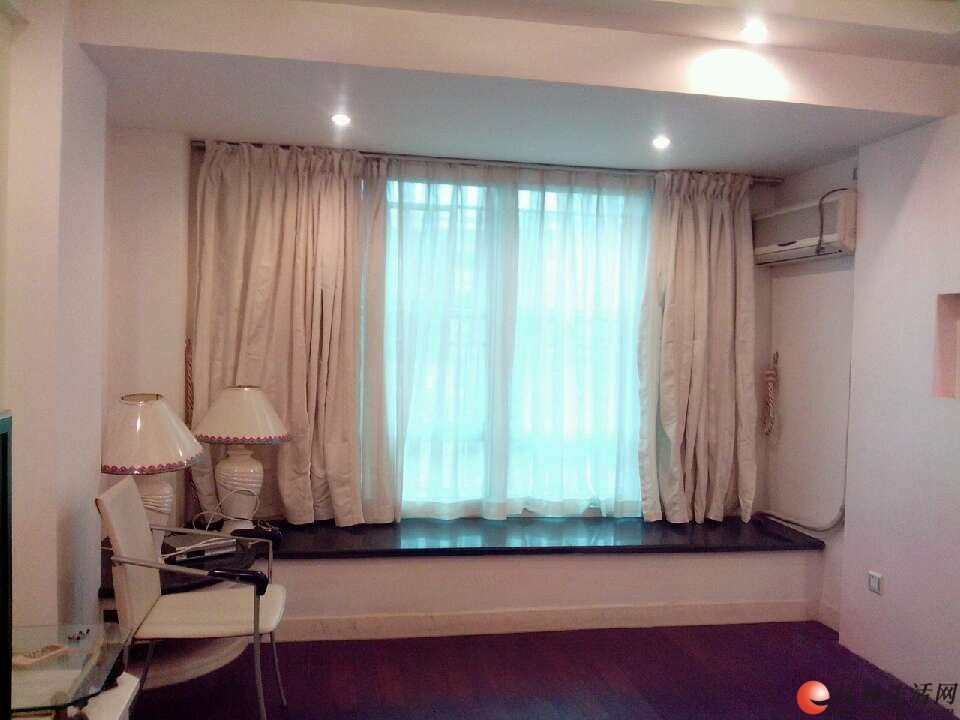 S���ǲ��н� ���Ż�ͥ ����װ��+�õض�, �칫��ס���� 3��2��,130�� ��