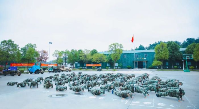 微信图片_20250923083323_27_46.jpg