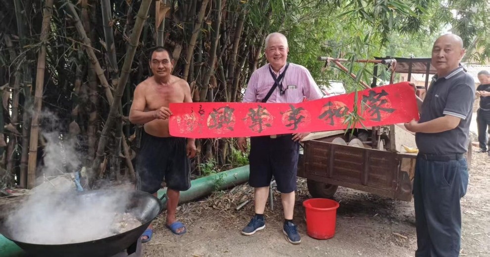 秋天 串味漓江边