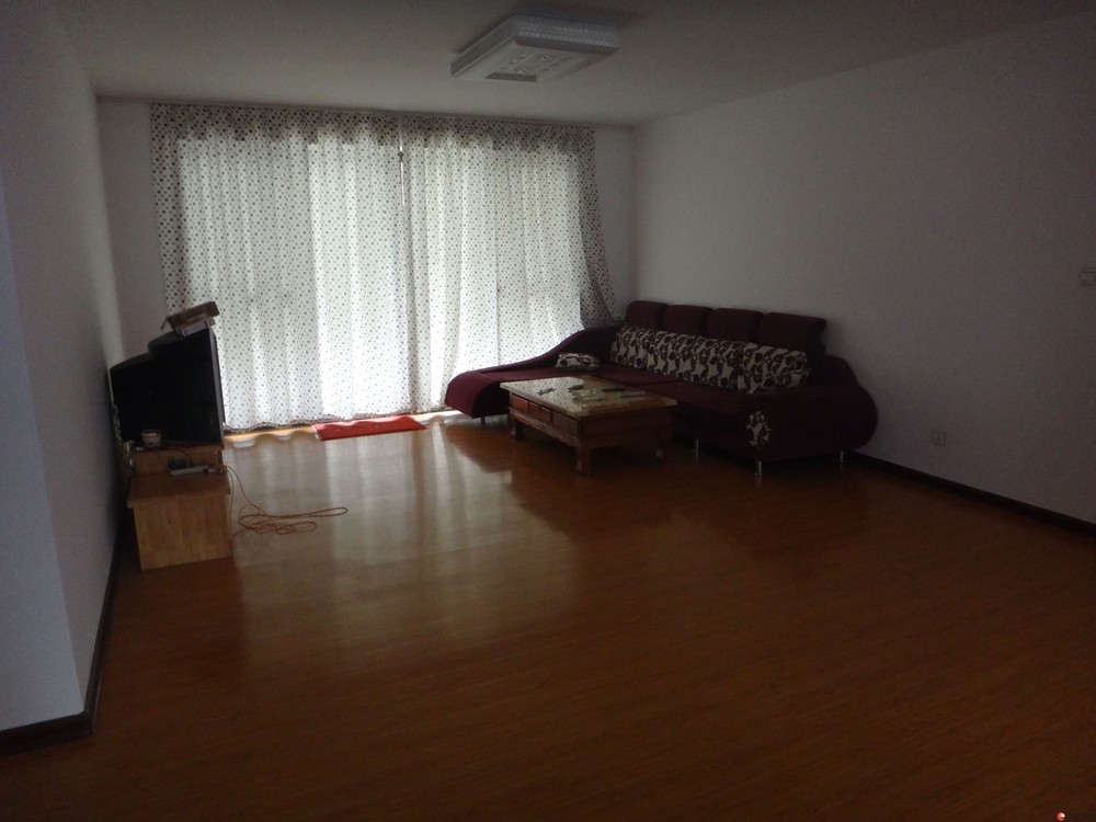 R �ر��Ƽ� ��̩�� 135�O ��װ����+��¶̨+��̨ �ҵ�Ҿ�ȫ��2500/��