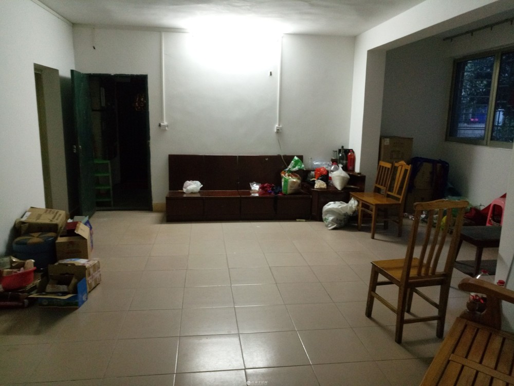 ���ŷ�У���㳡𽶫������𽶫С��1¥��װ3��2��1��55��