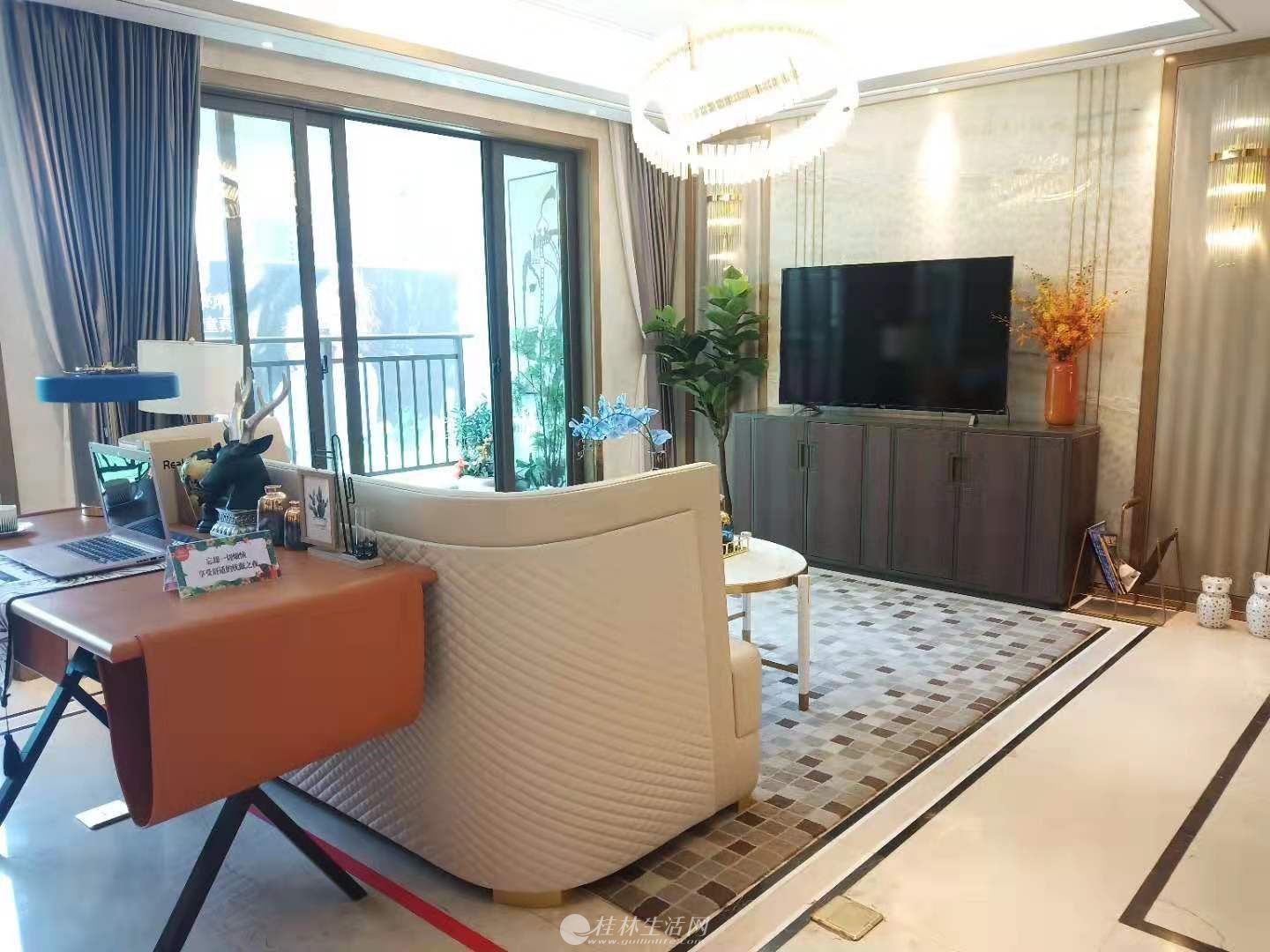 һԺ���ݳ���Сѧ���û�������ʽ¥119ƽ4��60.6���ͳ�λ