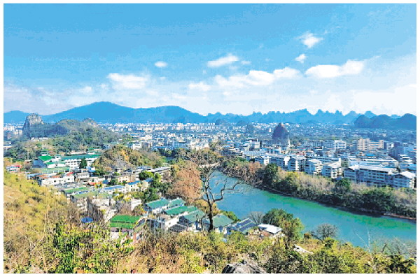 【新春走基层】骝马山：登山寻古意 马年祈好运