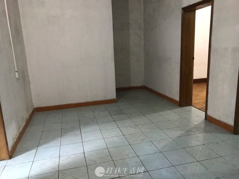 ������ ����Сѧ ����С�� 2¥ 2��2�� ������� 48��