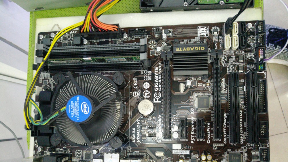 Cpu�����ڴ�I7 4790��������b85hd3��ʿ���ڴ�8g