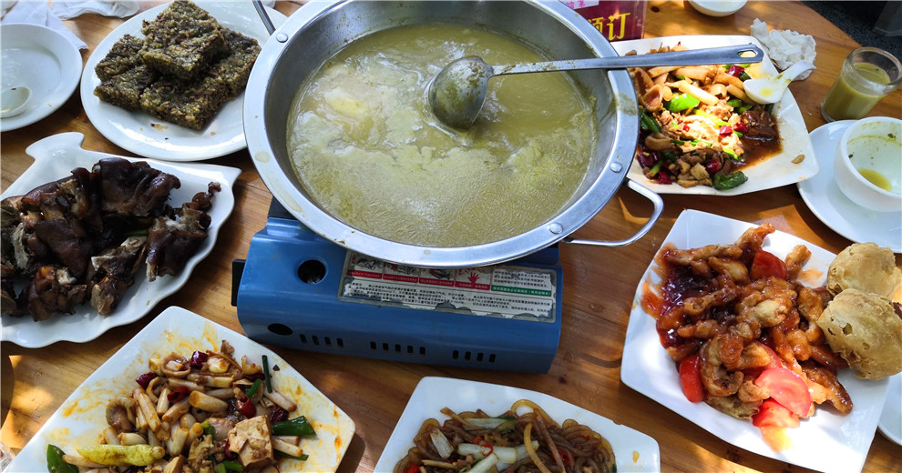 說一說，價格親民實惠的胖妹油茶店
